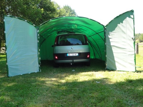 abri-véhicule