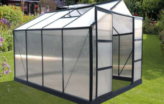 Serre polycarbonate