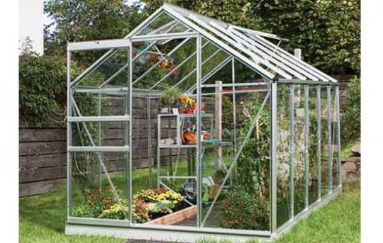 Serre de jardin en verre
